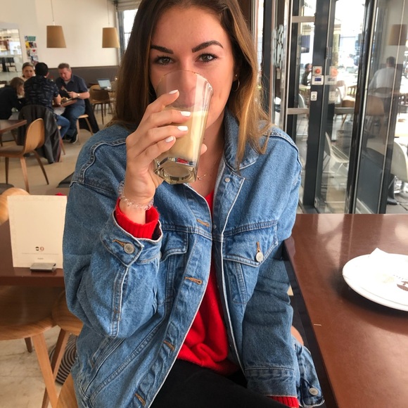 Meet your Posher, Jenna - Picture 3 of 4